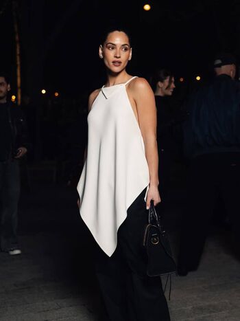 Adria Arjona