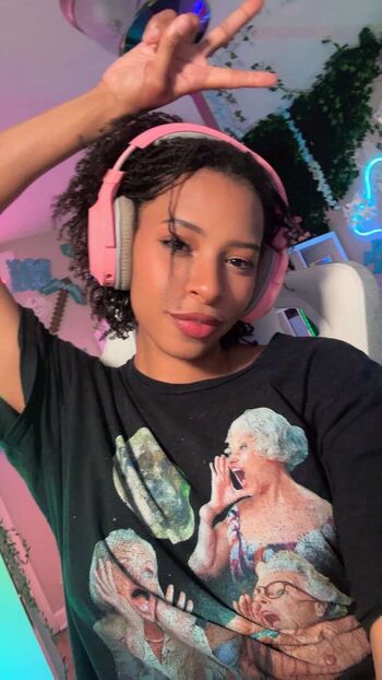 Full leaked Ahquamarine private onlyfans photo