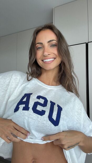 Full leaked Alannalouise private onlyfans photo