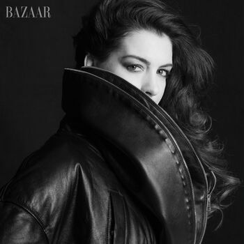Anne Hathaway