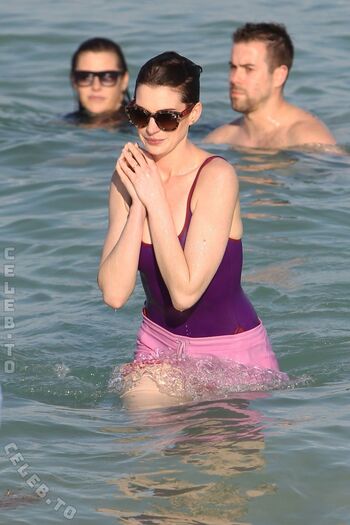 Anne Hathaway