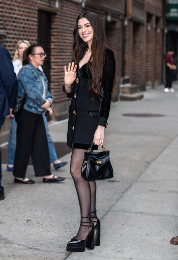 Anne Hathaway