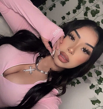 Full leaked Ariellmarriee private onlyfans photo