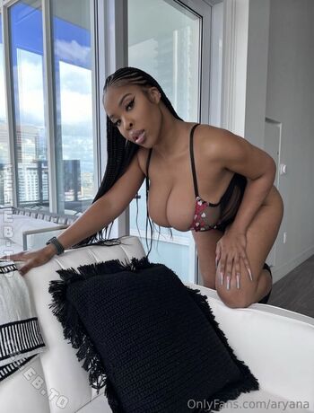 Full leaked Aryana  page private onlyfans photo