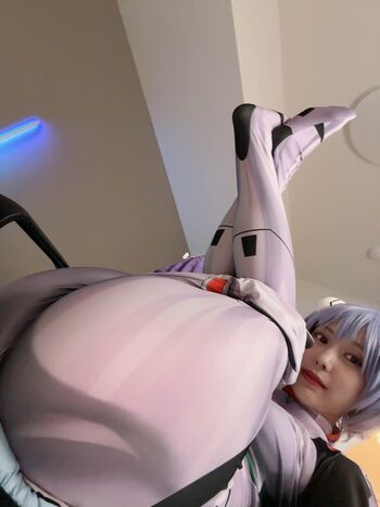 Asian Streamers