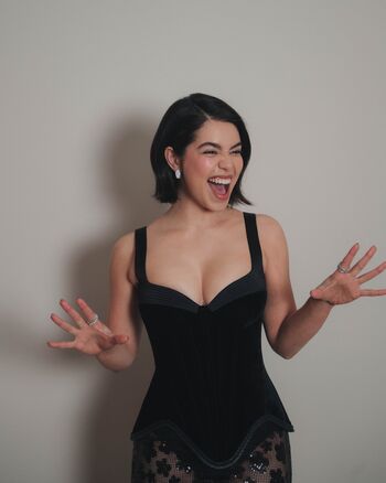 Full leaked Auli i cravalho private onlyfans photo
