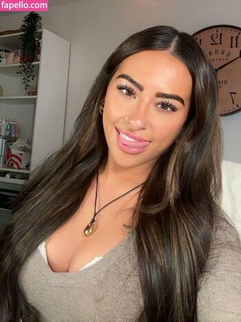 Ava Belle