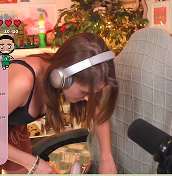 Full leaked Caitlin marie reacts private onlyfans photo