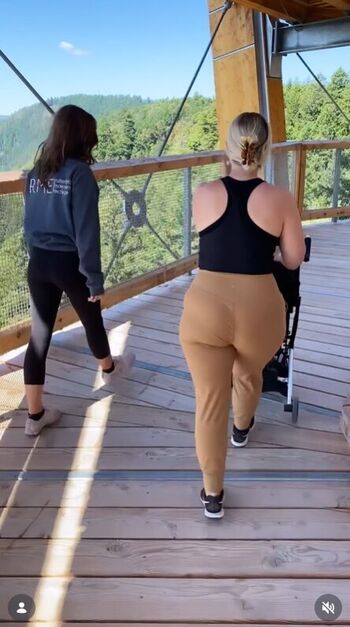 Full leaked Caitlin rutherford private onlyfans photo