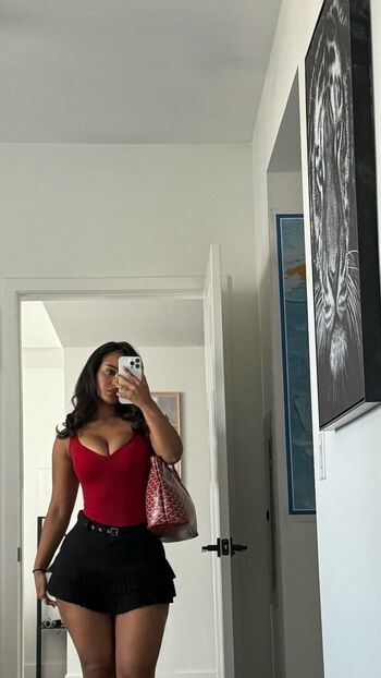 Full leaked Carla alison page private onlyfans photo