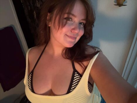 Full leaked Cinnabuntoast private onlyfans photo