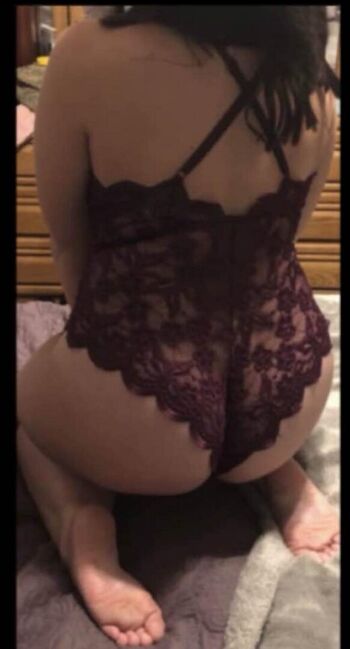 Curvylaura