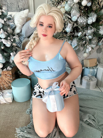 Full leaked Elune cosplay private onlyfans photo