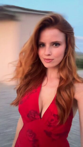 Full leaked Emily deyt aysage private onlyfans photo