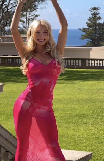 Full leaked Emma louise private onlyfans photo