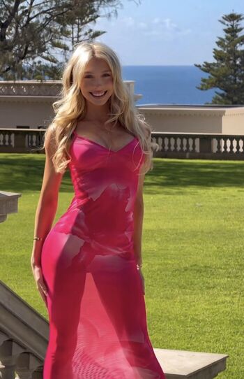 Full leaked Emma louise private onlyfans photo