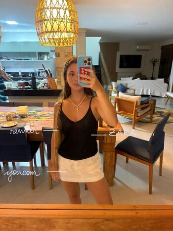 Flavia Dutra