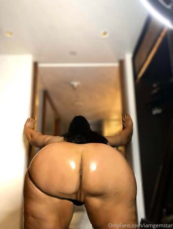 Full leaked Gemstar private onlyfans photo