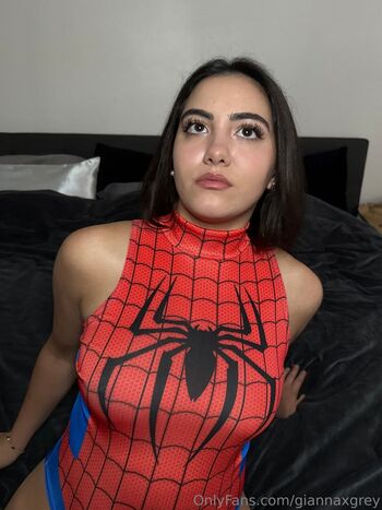 Giannagreyx