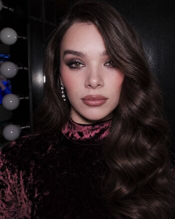 Full leaked Hailee steinfeld private onlyfans photo