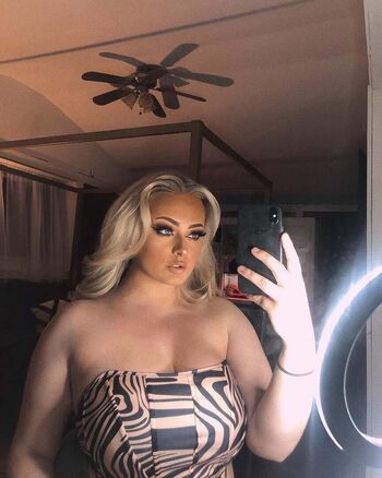 Full leaked Hailey brown page private onlyfans photo