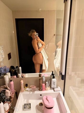 Full leaked Hannah bystrom private onlyfans photo