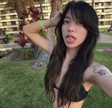 hearteatingzombie87