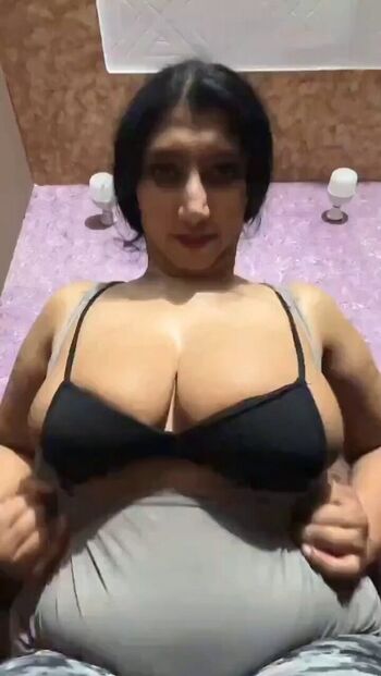 Hina Mano