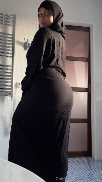 Full leaked Hotinessa private onlyfans photo