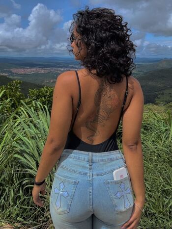 Jamile Araujo