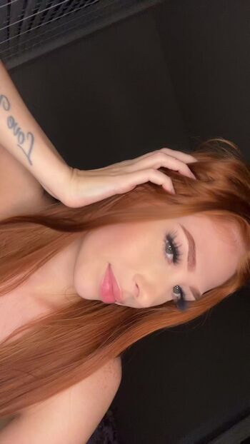 Full leaked Naked yogi/ private onlyfans photo