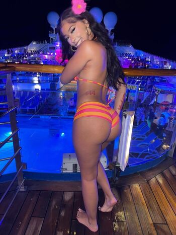 Full leaked Jazzalinaa private onlyfans photo