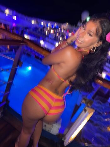 Full leaked Jazzalinaa private onlyfans photo