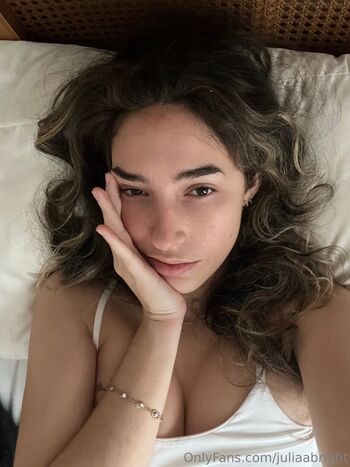 Julia Bright