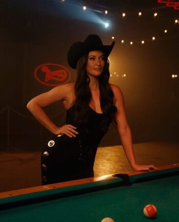 Full leaked Kacey musgraves private onlyfans photo