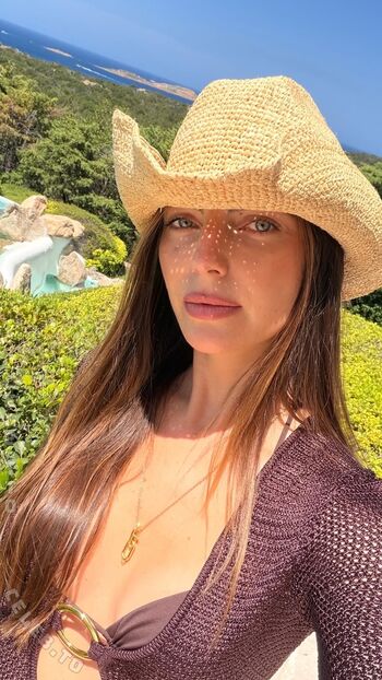 Full leaked Kelly piquet private onlyfans photo