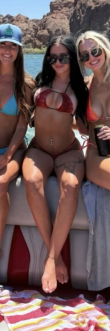 Kenzie Baxanos