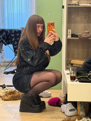 Full leaked Kira clark private onlyfans photo