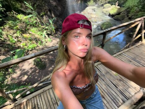 Full leaked Klarahellqvistt private onlyfans photo