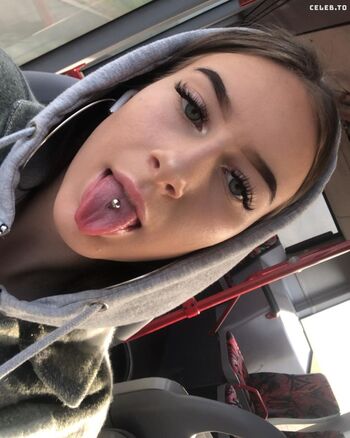Full leaked Larissaxra private onlyfans photo