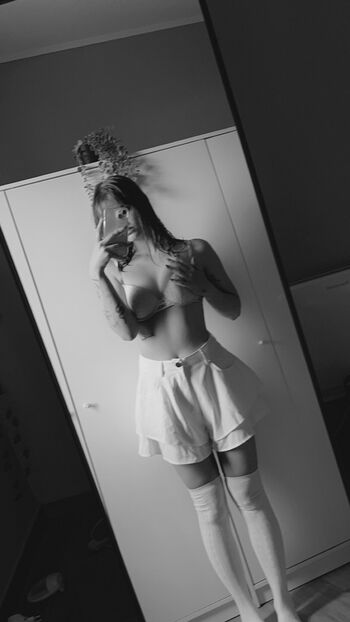 lau_hndrckx
