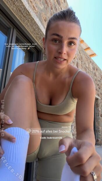 Full leaked Lea breuer page private onlyfans photo