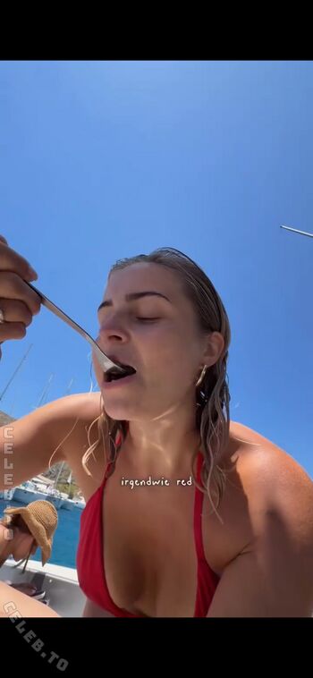 Full leaked Lea breuer private onlyfans photo