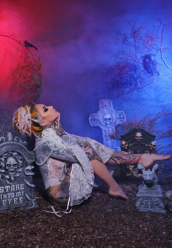 Full leaked Lena scissorhands private onlyfans photo