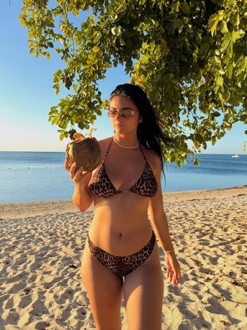 Full leaked Lenna vivas page private onlyfans photo