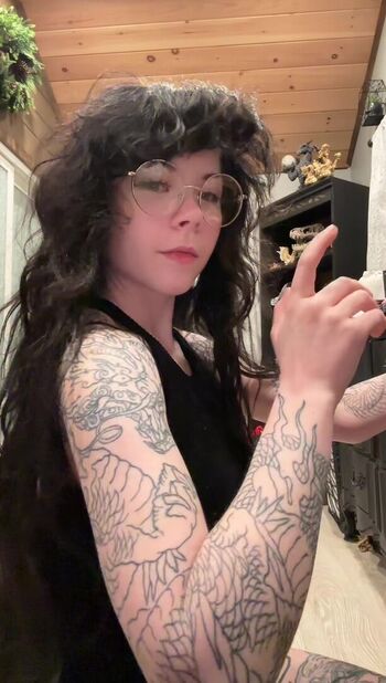 Full leaked Liljellyshark private onlyfans photo