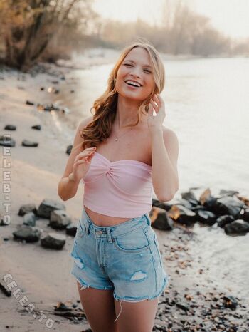 Full leaked Lisa kppers private onlyfans photo