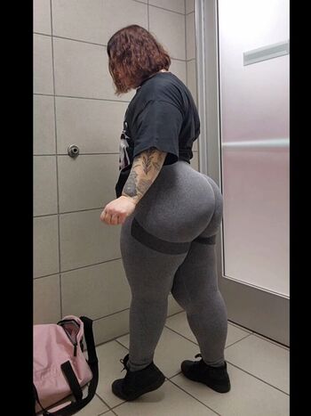 Full leaked Lisa mononoke page private onlyfans photo