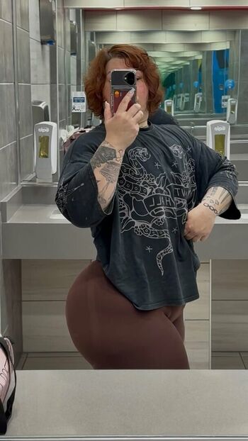 Full leaked Lisa mononoke private onlyfans photo