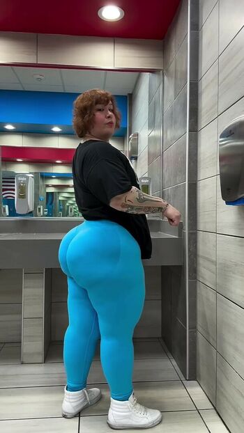 Full leaked Lisa mononoke private onlyfans photo